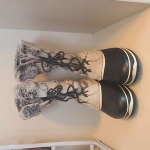 Khombu snow boots